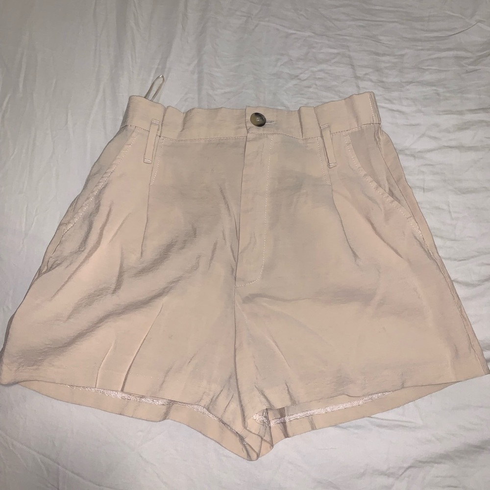Zara Beige Shorts